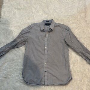 American Eagle Outfitters Gray Casual Button Down Shirt